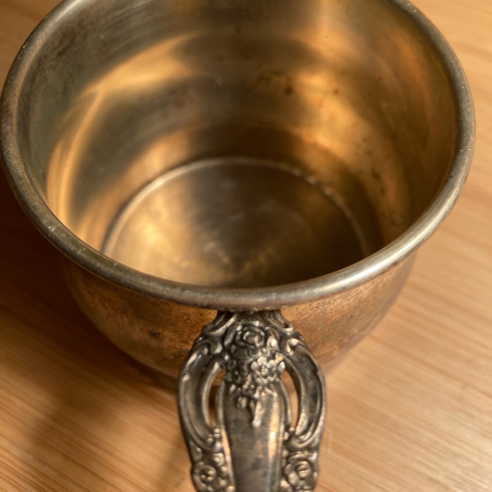 Vintage Oneida Community Silver plated cup, spoon handle